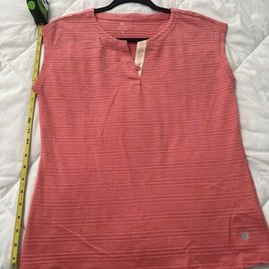 Woman’s Talbots Sleeveless Split Neck Tee/Top Size Sp Pink hue Cotton